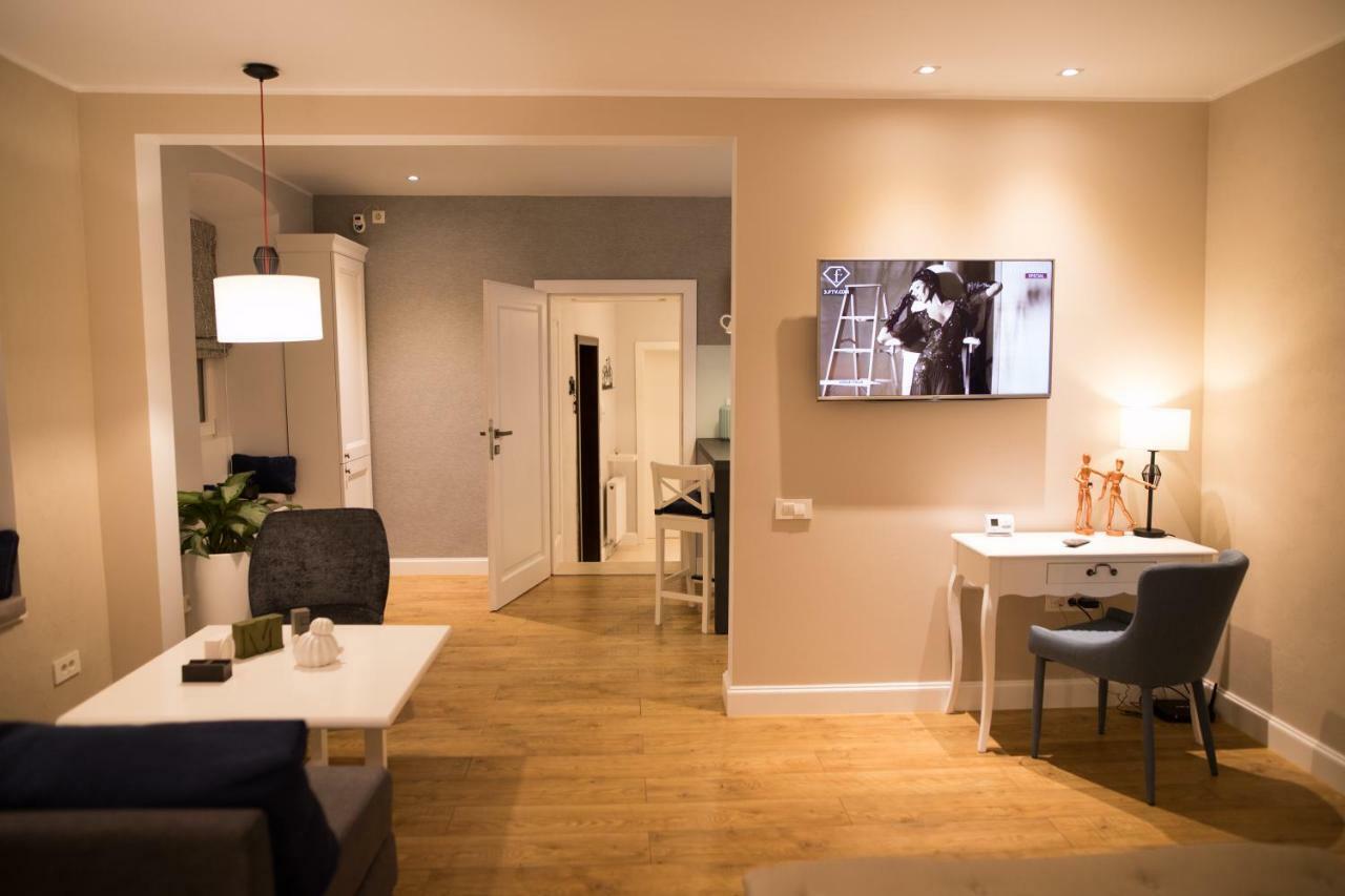 Apartamento Quiboo Braşov Exterior foto